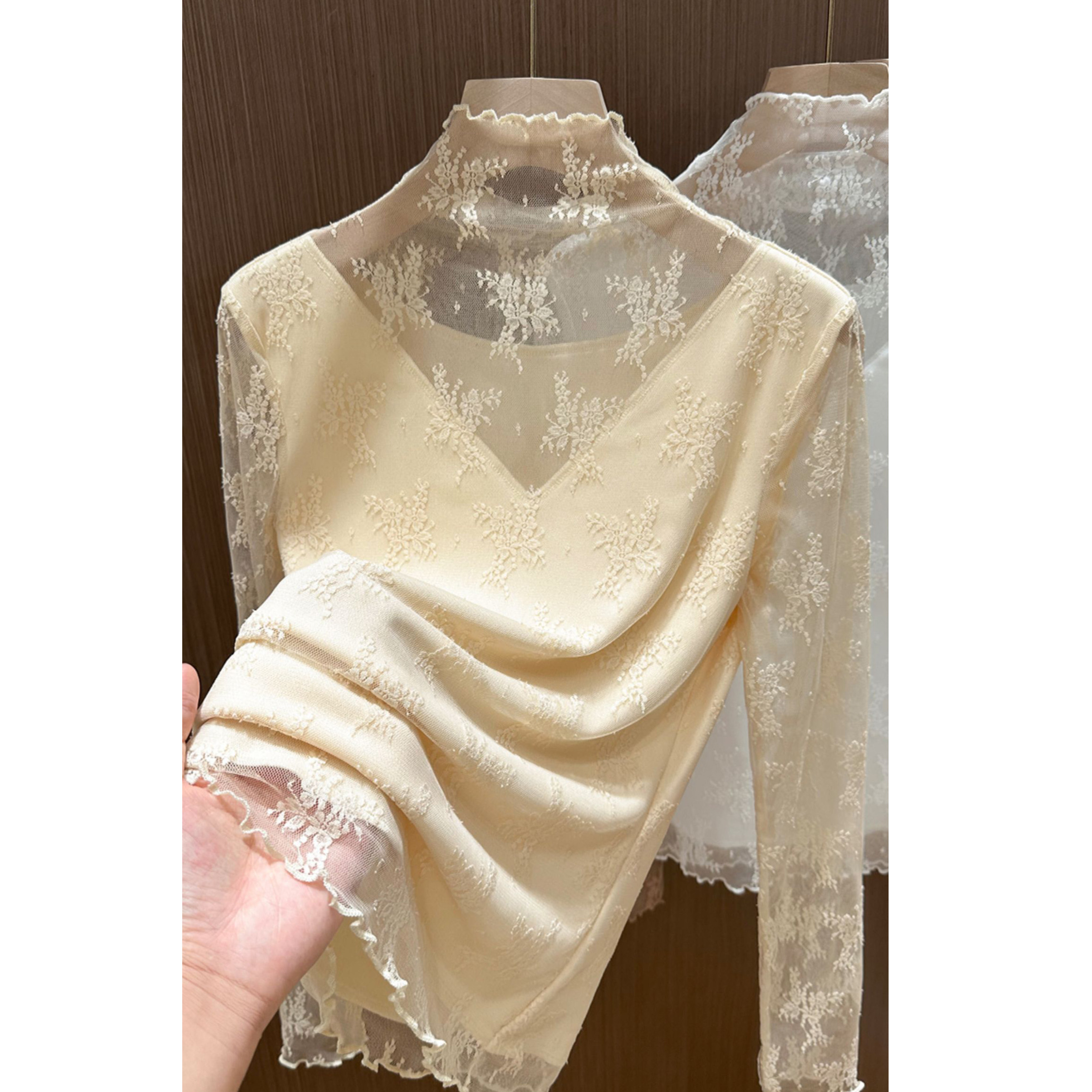 新款秋冬2025女士加绒加厚蕾丝木耳边半高领纱衣叠穿内搭毛衣打底