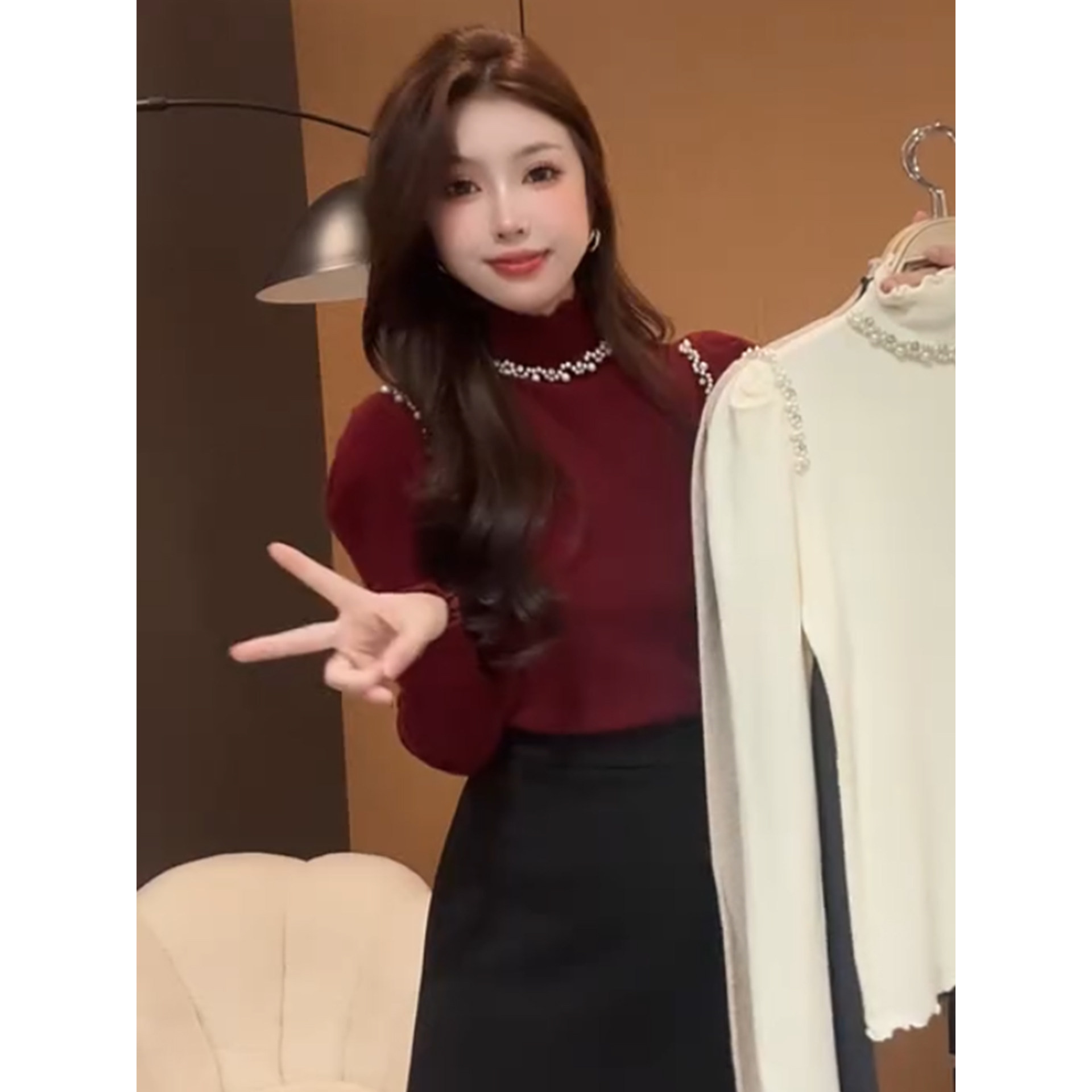 欧货木耳边珍珠半高领长袖针织衫女2025秋季新款修身显瘦打底上衣
