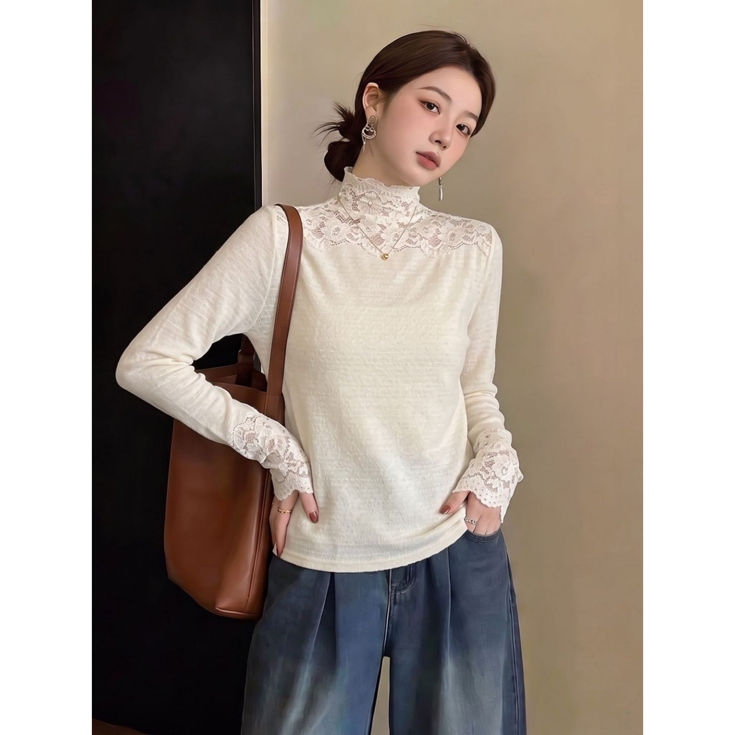 高级感花边蕾丝高领长袖T恤女秋新款大码胖MM韩系温柔风杏色上衣