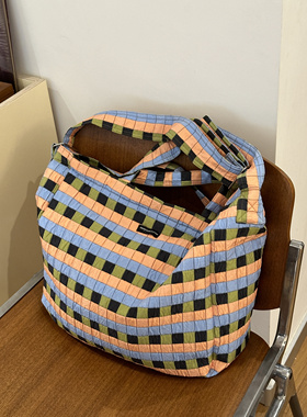 fourfourtwoone2024春季原创新款时尚拼色格子可调节斜挎包通勤包