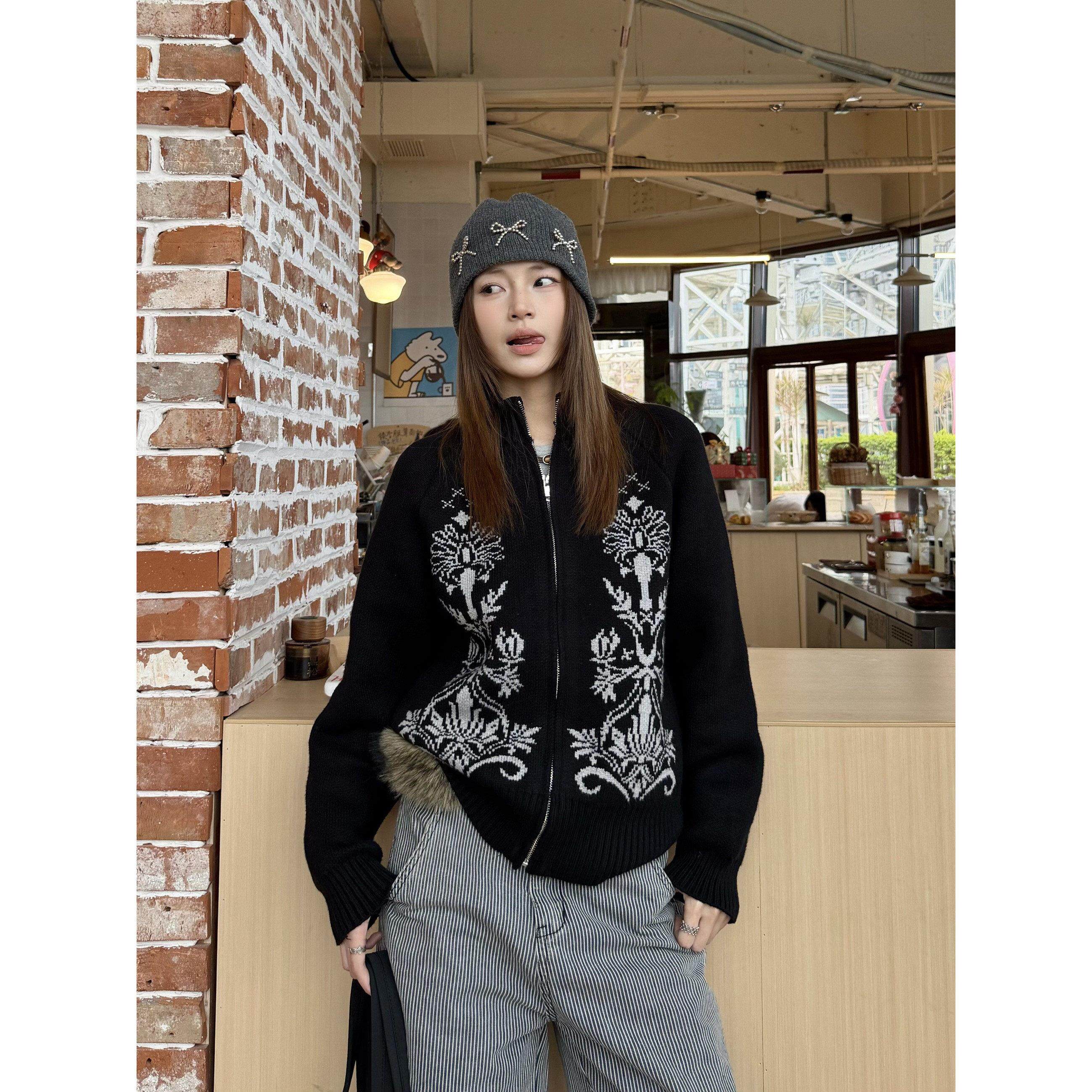 XFX 美式复古花卉黑色内搭开衫针织衫毛衣女秋冬立领宽松休闲上衣