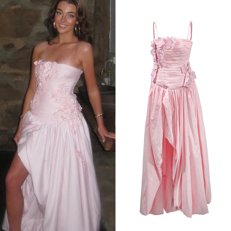 甜美风多巴胺浅色系吊带抹胸礼服2025女冬侧开叉不规则连衣裙单件