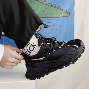 X1962P55网面透气运动鞋男港风鞋春夏2021新款男鞋韩版潮流老爹鞋,渔网袜子搭配什么鞋图片