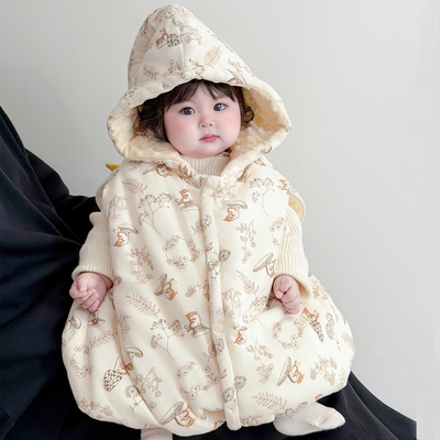 婴儿斗篷披风秋冬外出男孩女童挡风披肩加厚宝宝防风保暖外套抱被