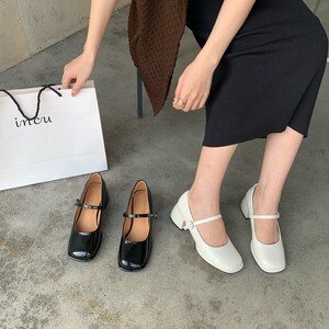 【飞哥家】新款女鞋 方跟复古纯色优雅玛丽珍鞋 钎三001097/07786