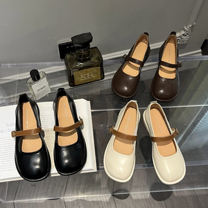 【飞哥家】新款女鞋 秋季复古拼色软皮软底单鞋 钎三001107/07790
