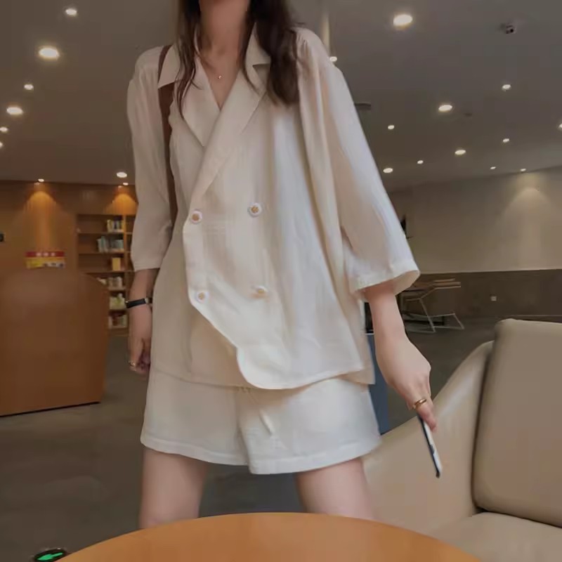 2024夏装新款女可盐可甜休闲小香风洋气减龄西装衬衫短裤两件套装