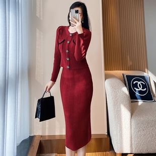 红色小香风连衣裙套装女高级感气质修身针织半身裙两件套装冬季裙