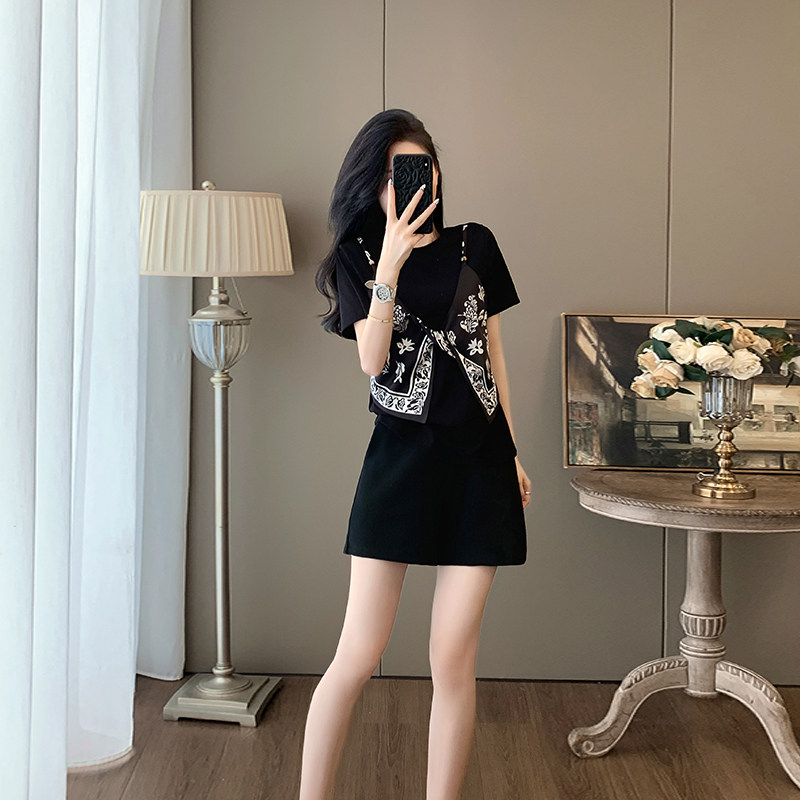 高级感蕾丝休闲运动套装女夏季气质小个子短袖短裤两件套显瘦高端