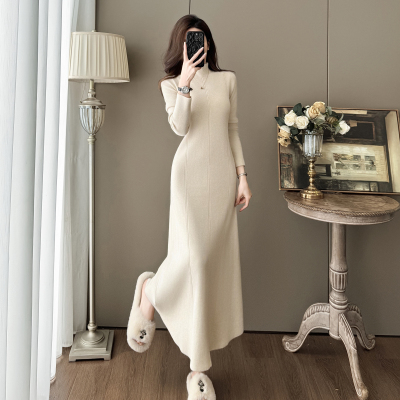 秋冬配大衣修身打底针织连衣裙