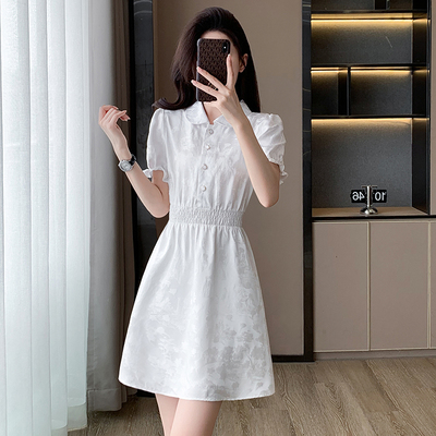 设计感减龄收腰连衣裙女
