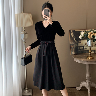 2024秋装新款收腰显瘦赫本风连衣裙小个子气质轻奢高级感波点裙子