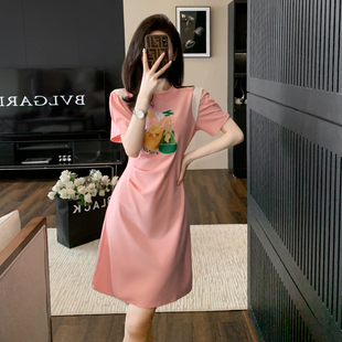 粉色连衣裙2023夏季新款气质显瘦减龄小个子修身收腰设计感裙子女