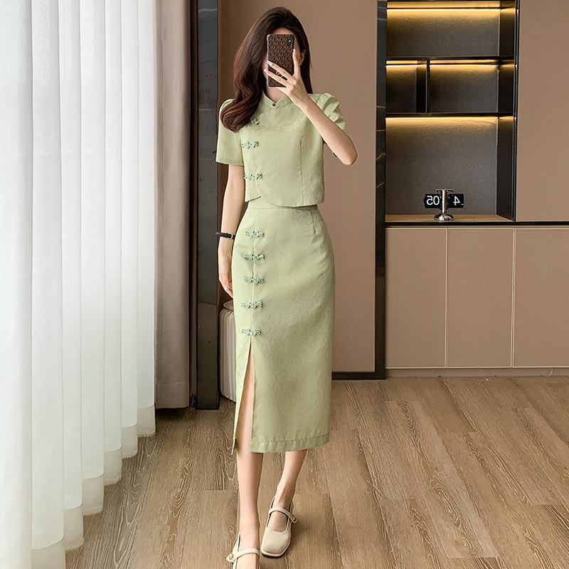 2025新款夏季气质显瘦法式修身开叉绿色轻熟风女神范两件套裙子女,女装/女士精品,时尚套装,淘宝优惠券,粉丝福利购,淘宝优惠卷