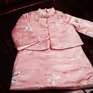 2025秋冬女童夹棉唐装儿童旗袍裙过年女童上衣古夹棉战袍马甲