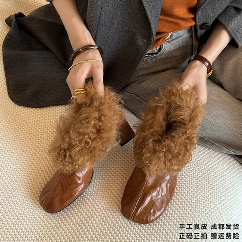 L'avance牛皮分趾毛毛鞋2026高品质女鞋巨舒适纯皮单鞋可可系短靴