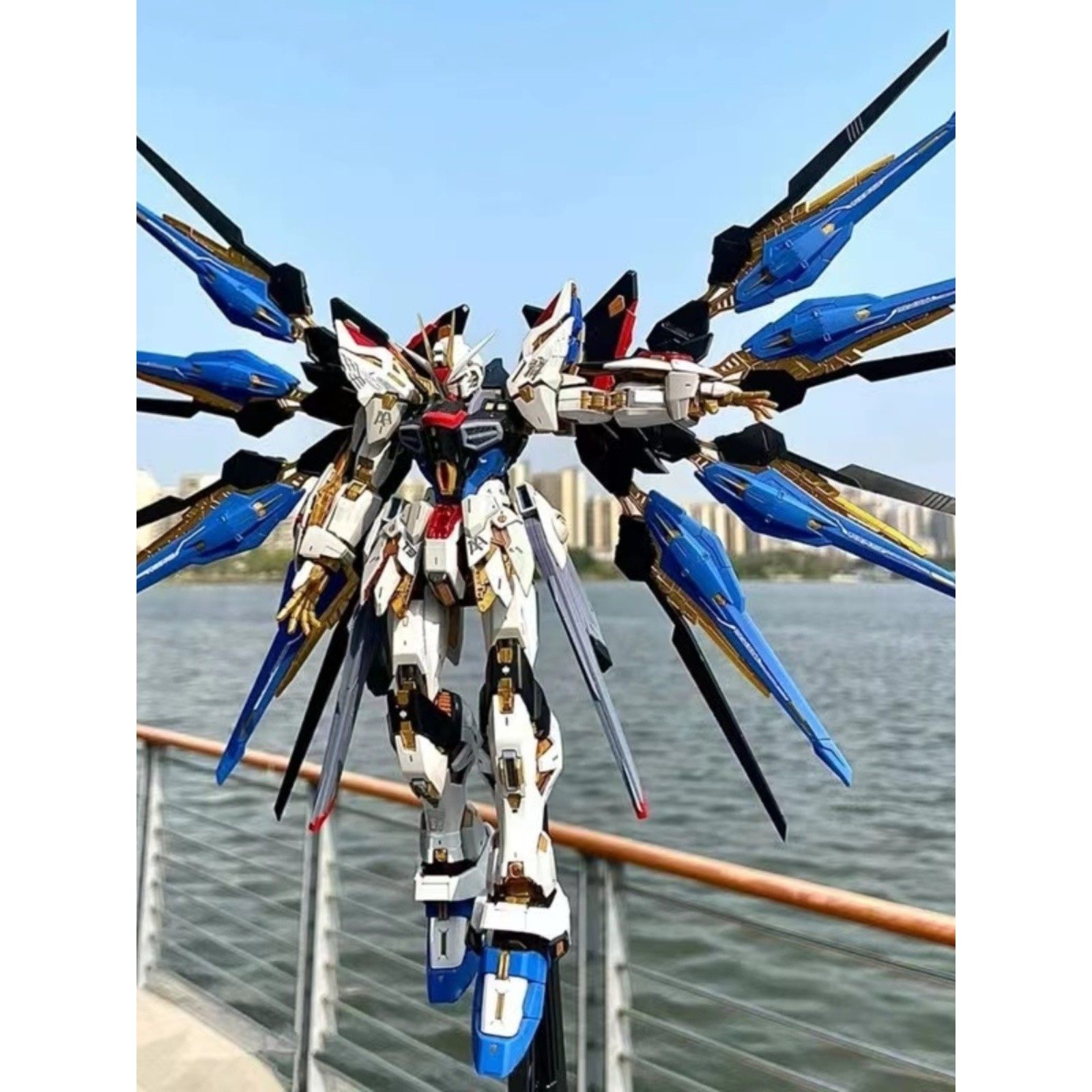 高达拼装模型HG强袭自由命运能天使红异端独角兽元祖机甲手办玩具