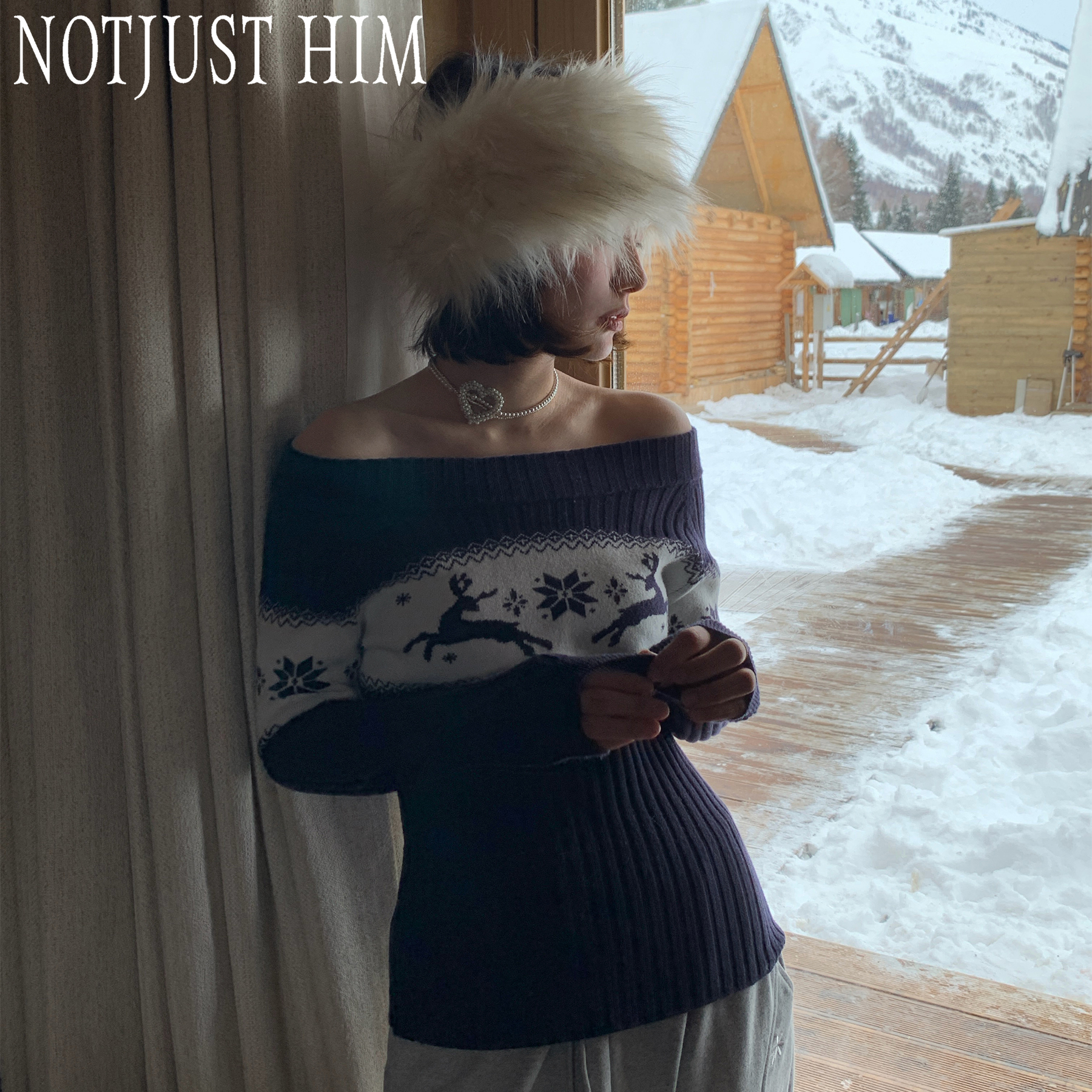 花筏NOTJUSTHIM 《麋鹿手札》藏青一字肩麋鹿提花毛衣打底