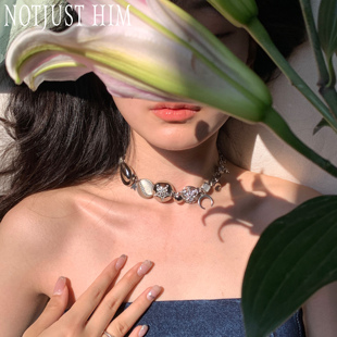 花筏NOTJUSTHIM《冷萃月光》银色镶钻小众设计感项链男女通用