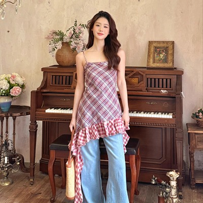 韩系甜酷吊带格纹不规则连衣裙女
