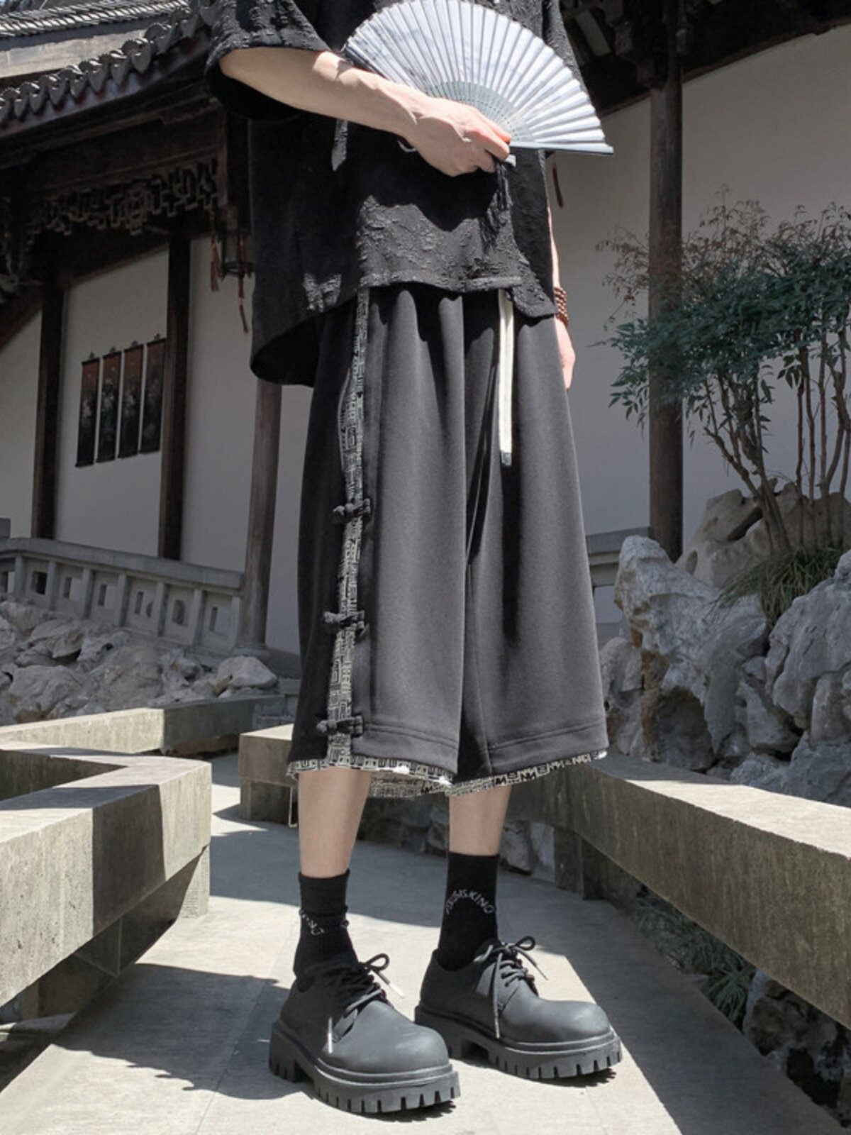 NEW CHINESE PANTS MENS SUMMER THIN CROPPED PANTS LOOSE WIDE-LEG OVER-THE-KNEE SHORTS CHINESE STYLE BUCKLE SWEATPANTS