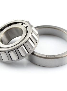 NSK圆锥滚子 轴承 HR32004 32005 32006 32007 32008 32009 X J