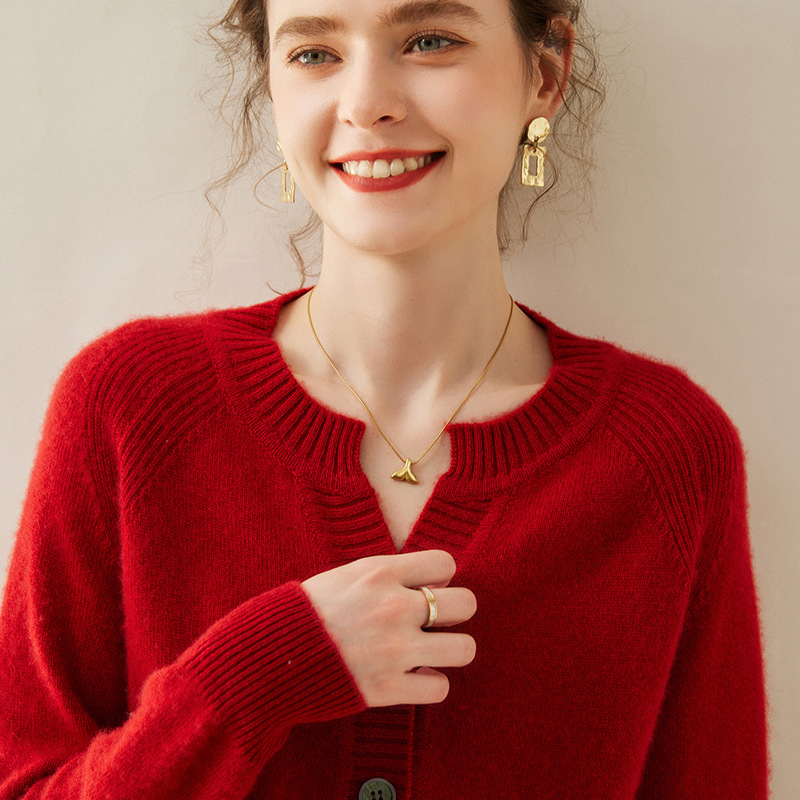 鄂尔多斯市圆领羊绒开衫女山羊绒大码加厚针织衫外套毛衣大码女装