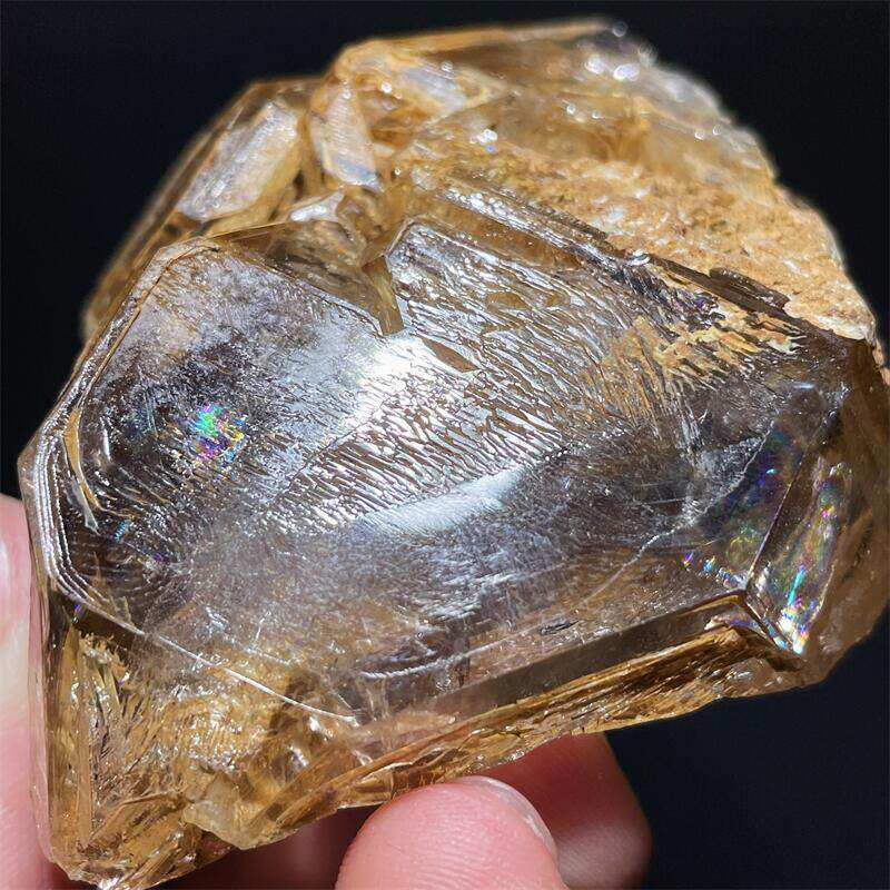 천연 파키스탄 노란색 네일 창 해골 크리스탈 원시 돌 장식 세미 귀중한 미네랄 크리스탈 표본 이상한 돌