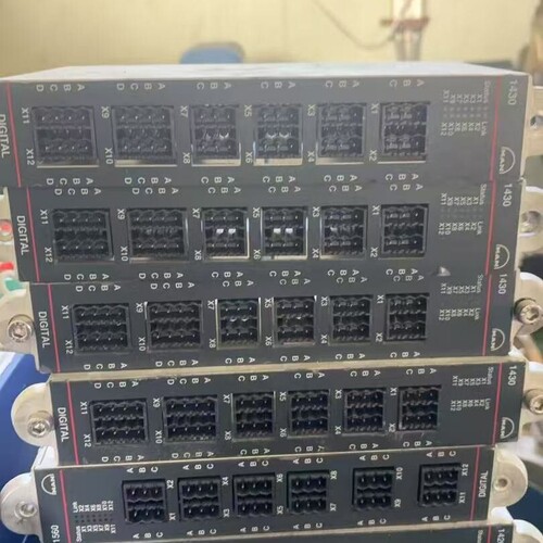 二手拆机1430内存条 DDR3 4GB 1600MHz 黑 ~议价