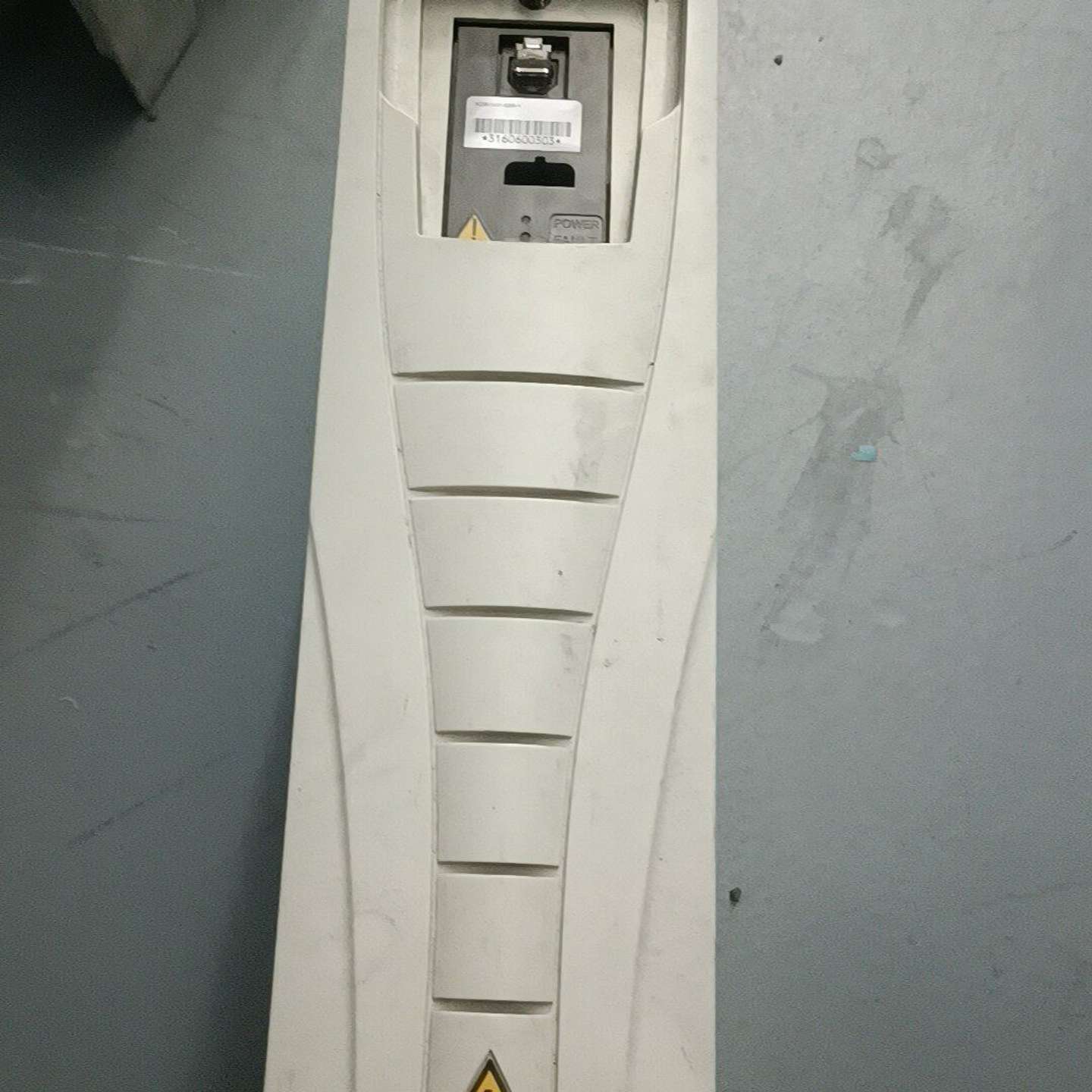 {议价}变频器ACS510-01-025A-4