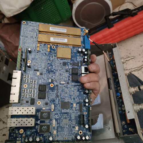 {议价}ep4ce115f29i7n，上面还有许多的芯片，自己看