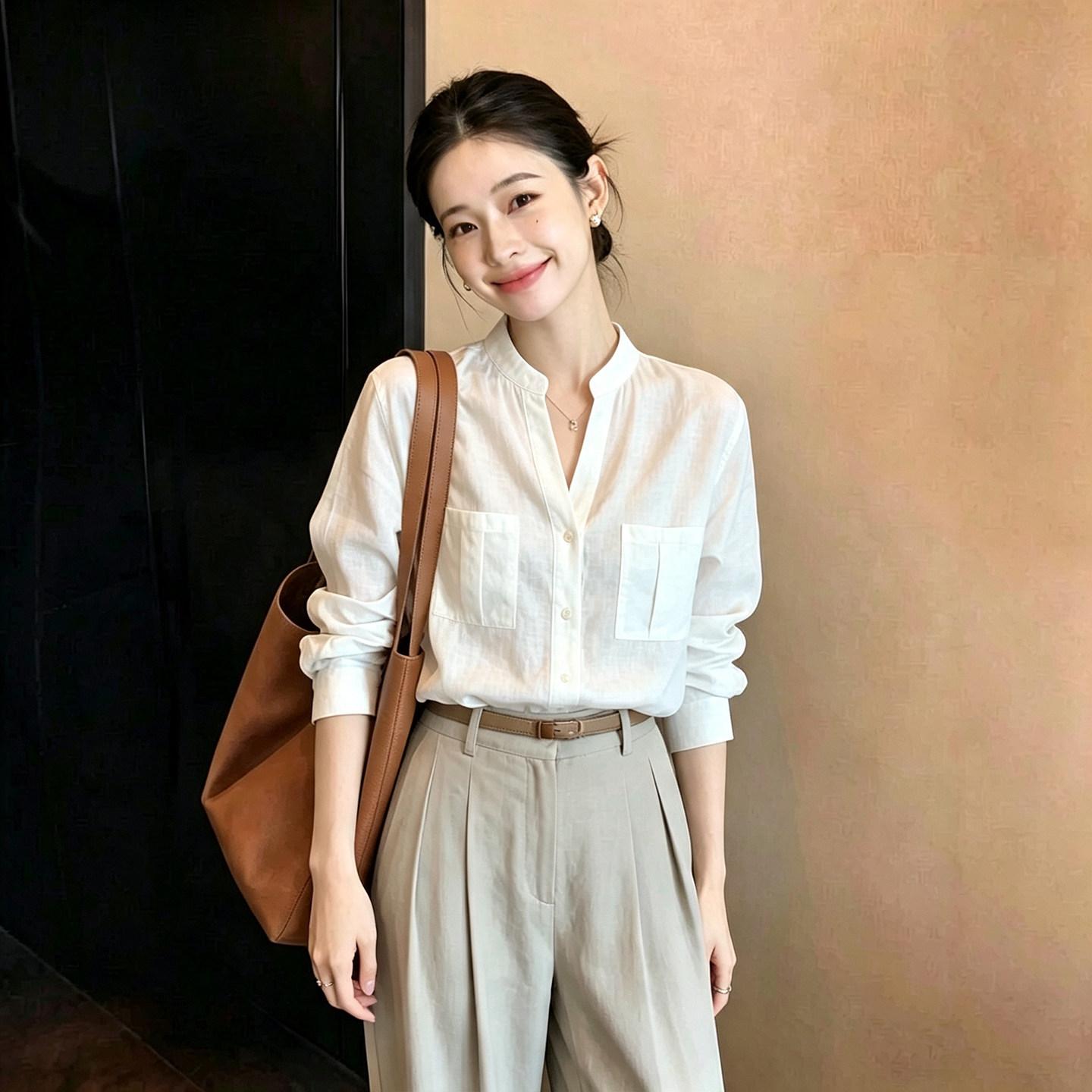 老钱风立领亚麻白色衬衫女秋季2026新款V领上衣休闲棉麻气质衬衣图片