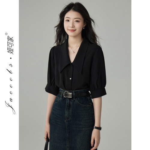 法式衬衫可以清新又有女人味