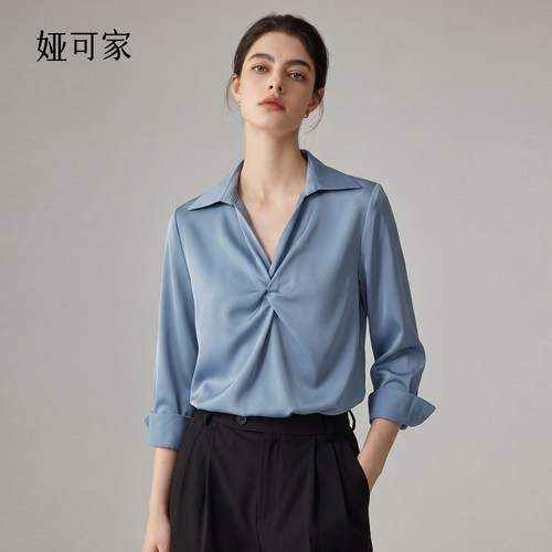 娅可家胸口扭结设计感缎面衬衫