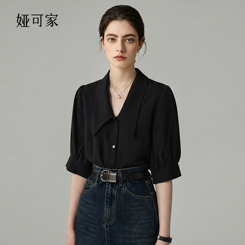 法式衬衫可以清新又有女人味