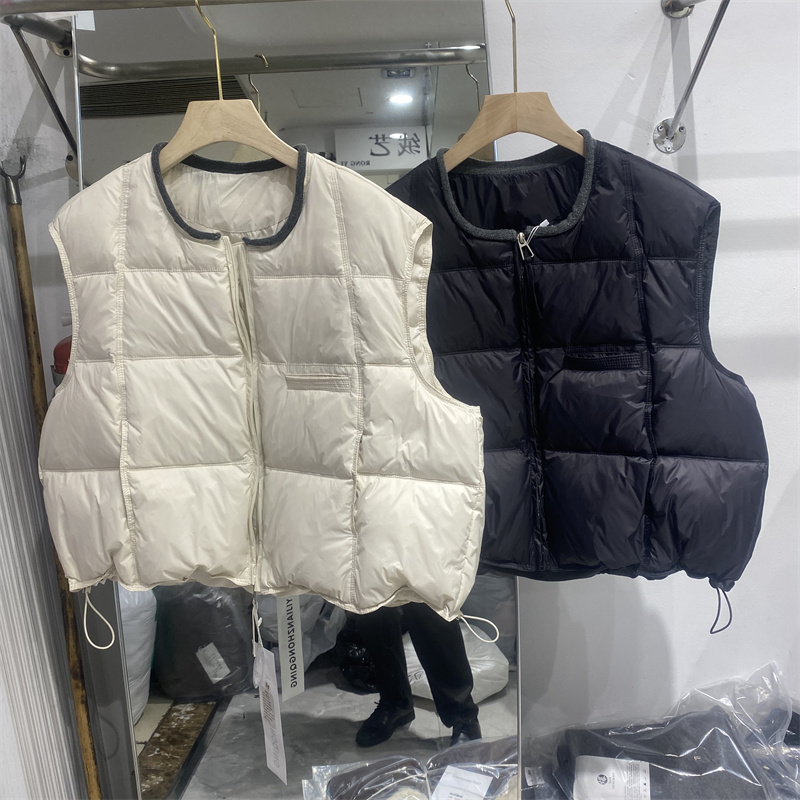 欧货女冬新款时尚百搭圆领马甲