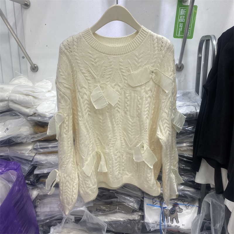 欧货法式米白色2025冬款羊毛圆领