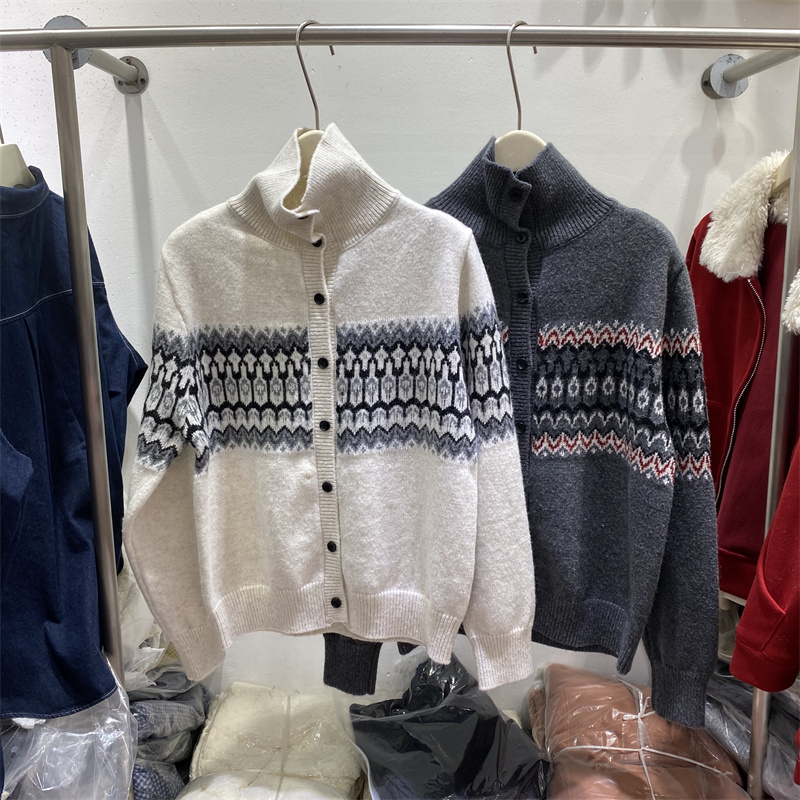 法式费尔岛风高领加厚针织开衫