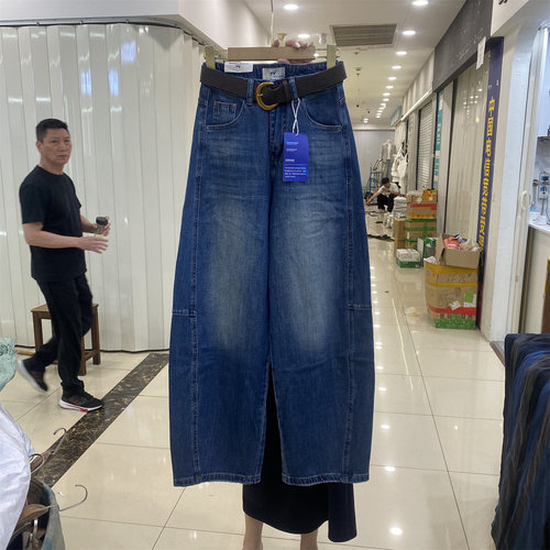 秋款高腰宽松显瘦直筒牛仔裤女