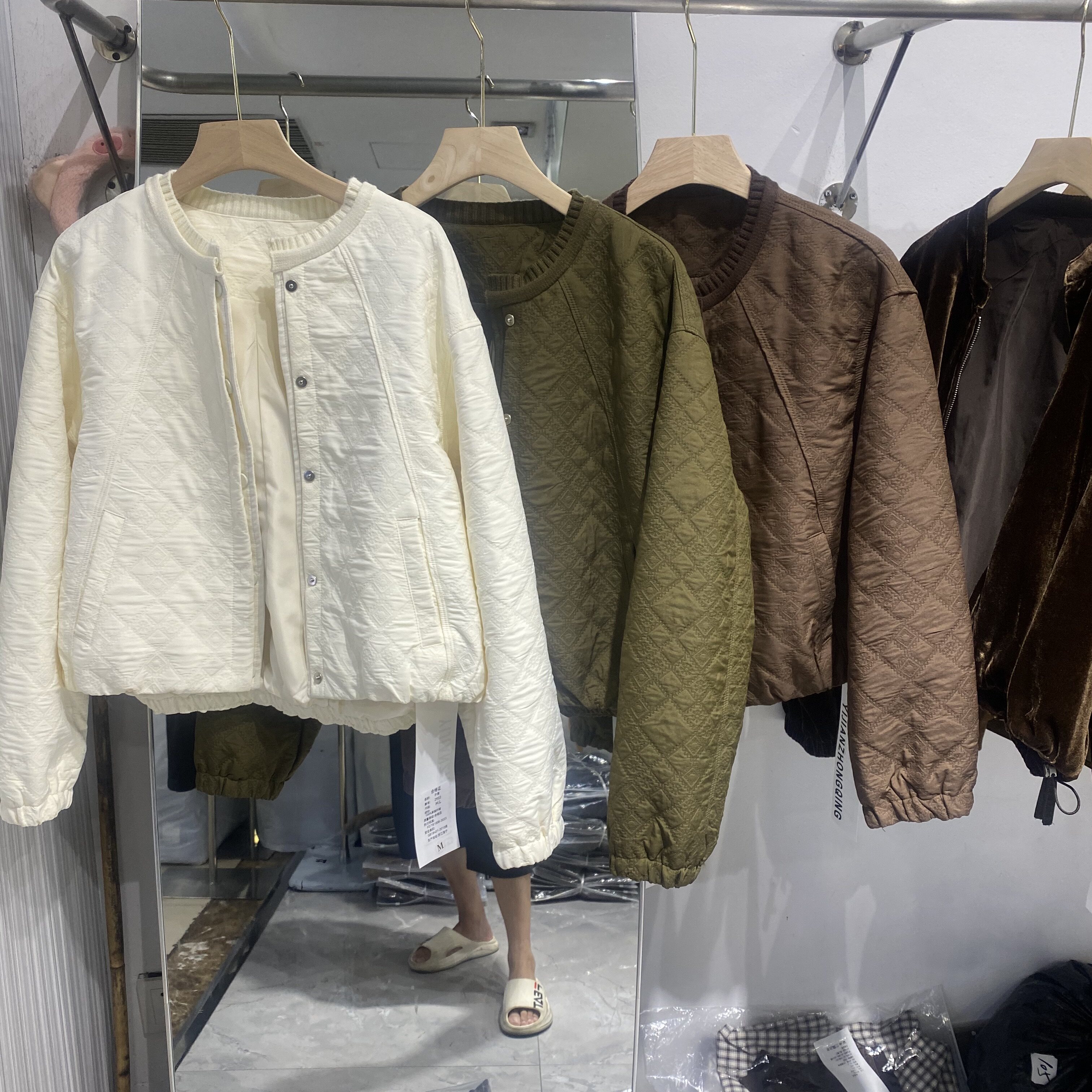 秋季菱格纹短款棉服女宽松显瘦