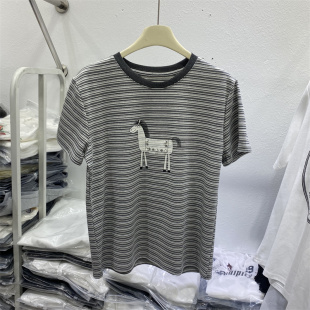 欧货2026春夏款休闲风小马印花条纹短袖T恤女2026新款圆领打底衫