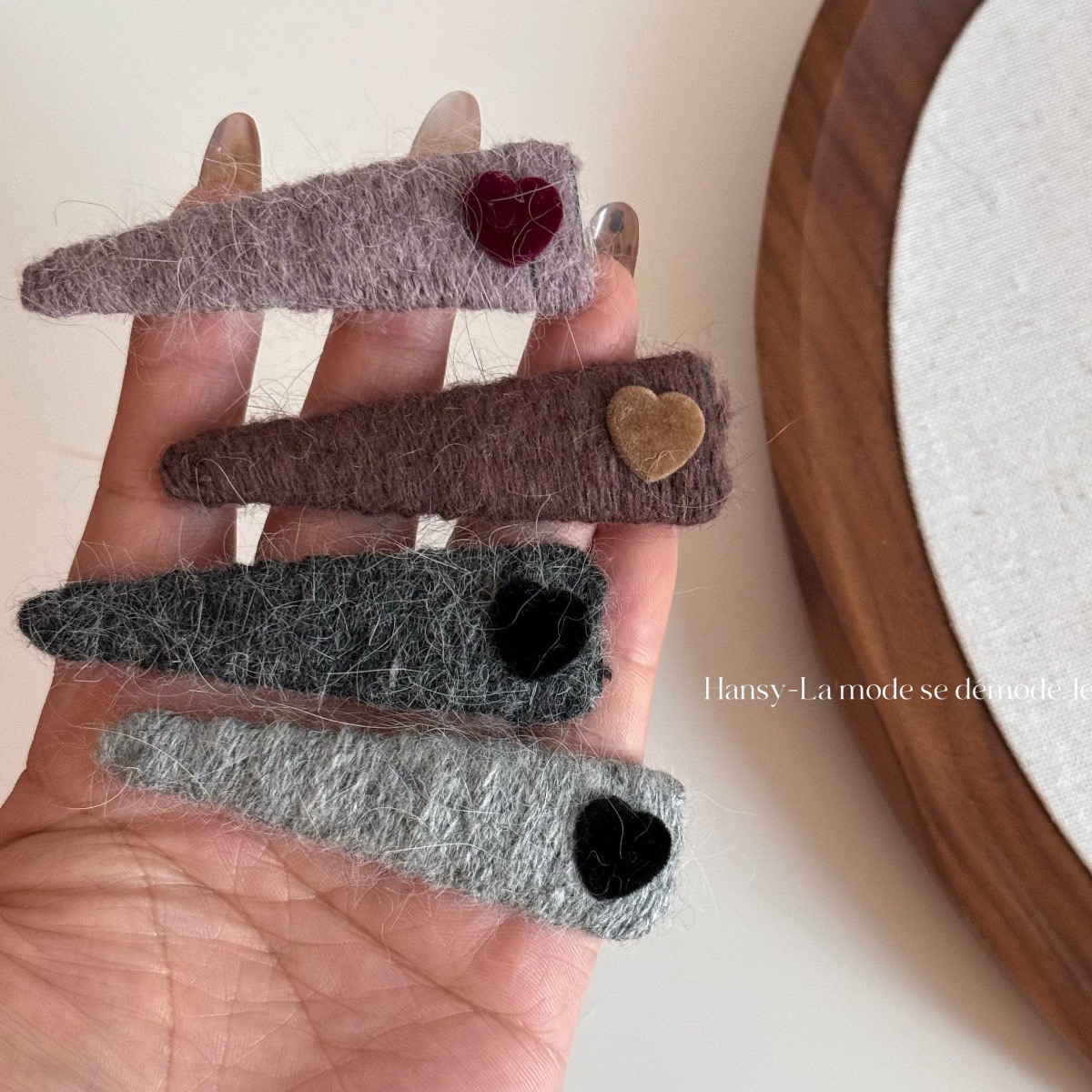 秋冬毛线三角发夹侧边植绒爱心掰掰夹边夹前额碎发刘海bb夹小饰品