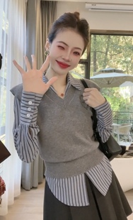 学院风两件套女条纹衬衫针织坎肩马甲秋冬新款设计感叠穿修身衬衣