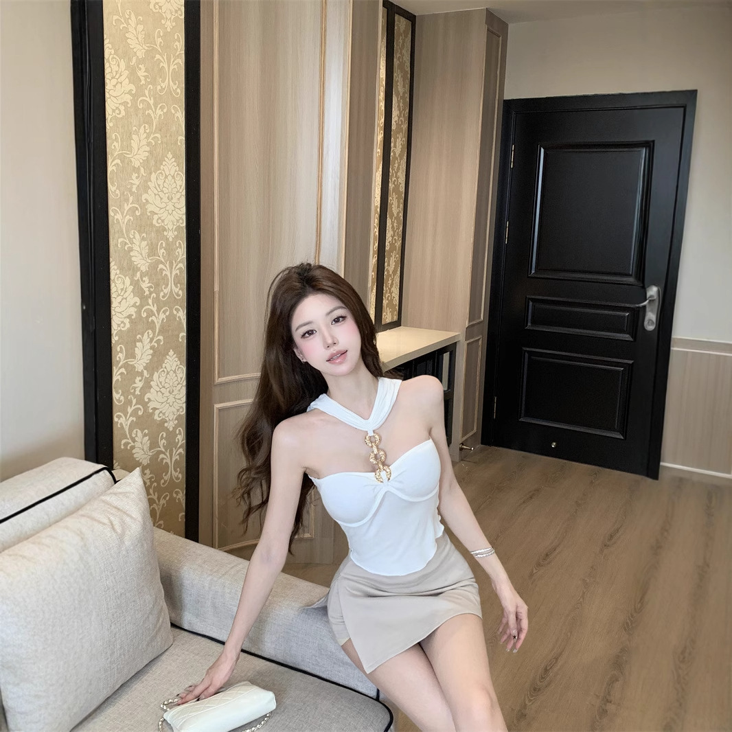 设计感拼接链条挂脖抹胸背心女夏季修身内搭纯欲无袖白色上衣外穿