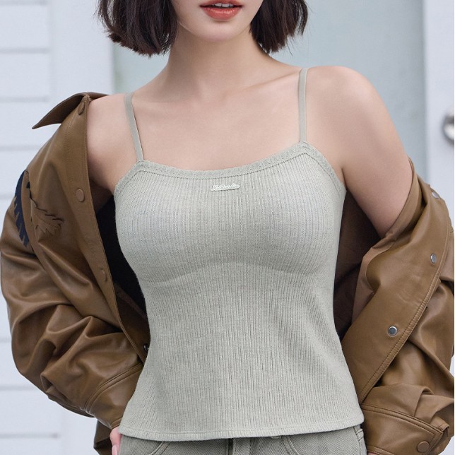 蕾丝边美背心一体吊带内衣女中长款固定杯免穿bra防走光修身打底