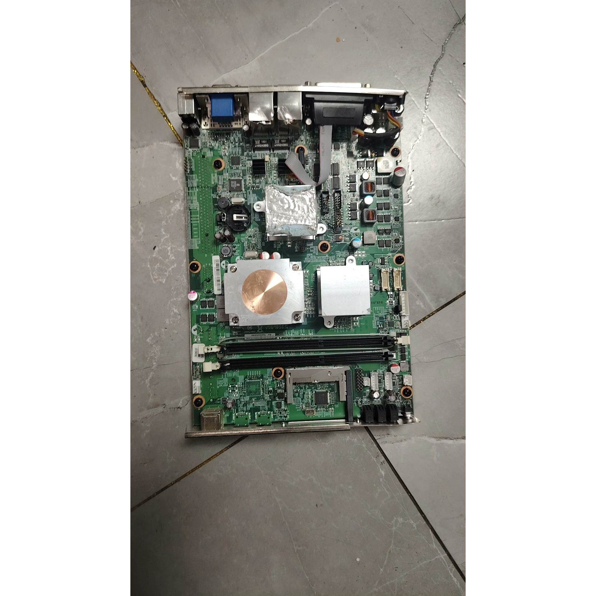 【议价】新汉 工控机主板，NISB3140，实物如图，板有磕碰到，需