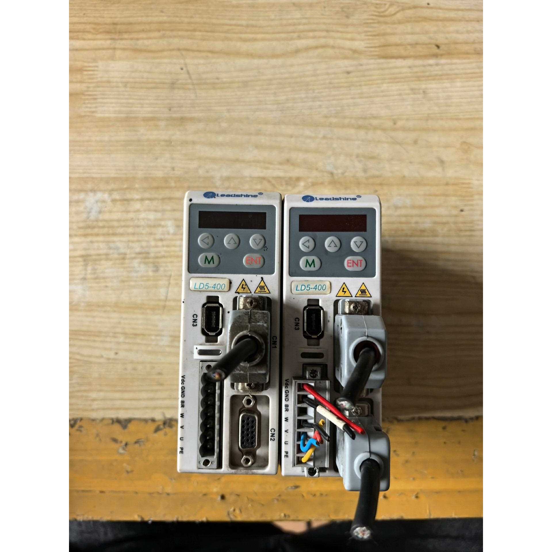 【议价】雷赛驱动器 LD5-400 拆机一台 通电显示 图片实物拍摄