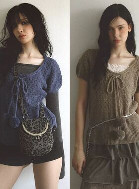 现 2026春季新款韩国设计师bad*lue甜美系带小毛球短袖针织上衣