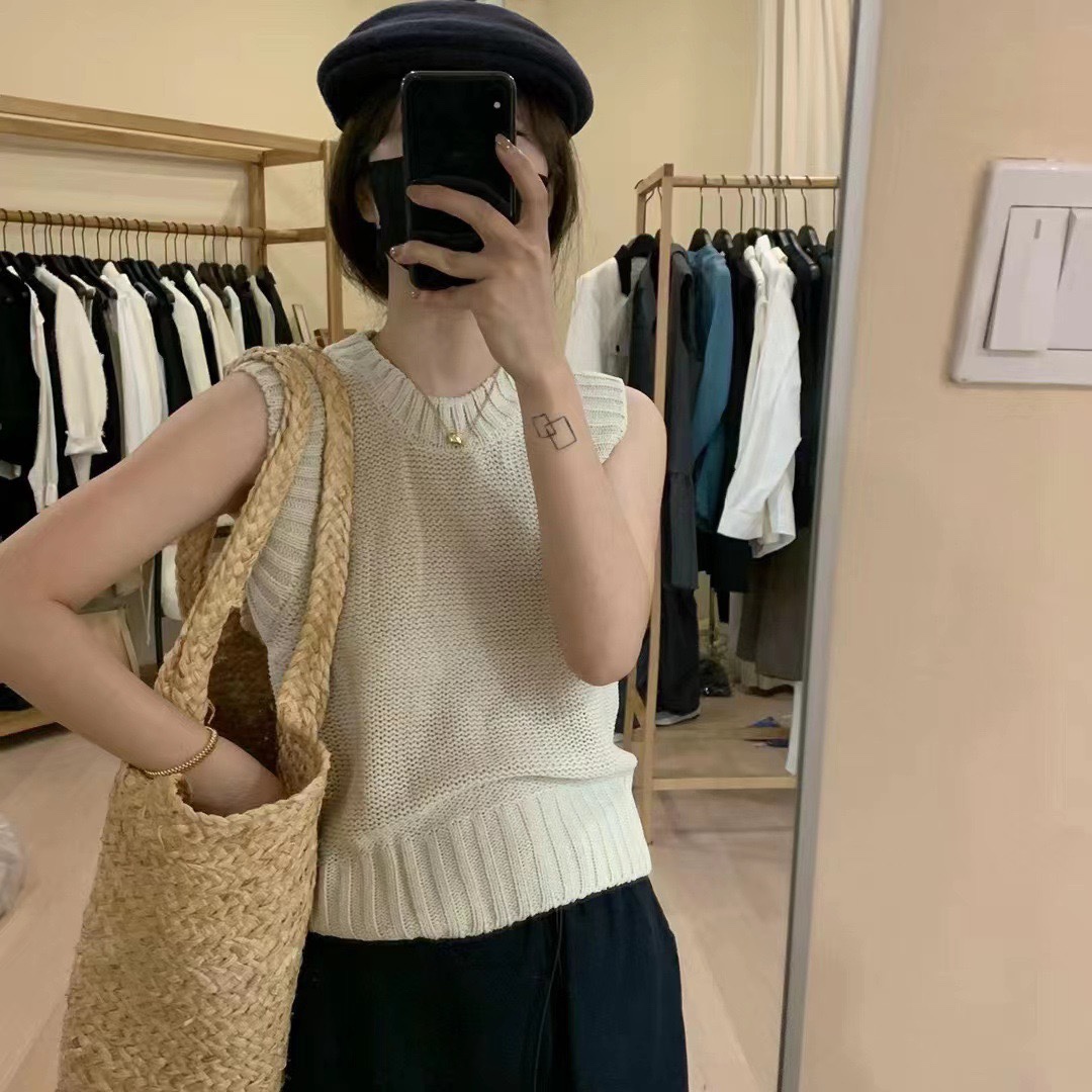 2022秋季韩国新款ounce 纯色简约修身内搭圆领粗线针织马甲背心