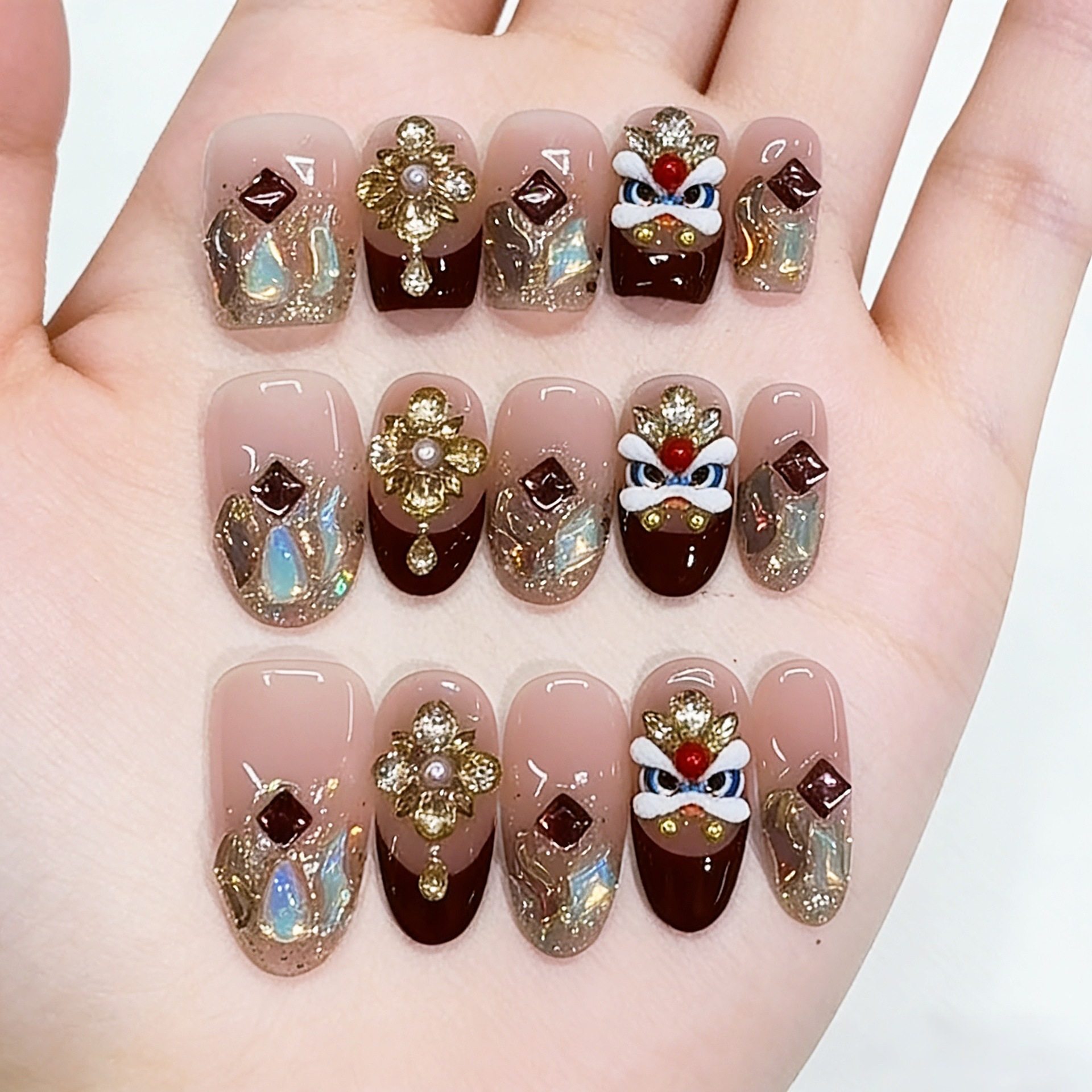 奈姿 手工穿戴甲新款幻彩醒狮穿戴甲猫眼款纯欲气质美甲贴片,彩妆/香水/美妆工具,穿戴甲/甲片,淘宝优惠券,粉丝福利购,淘宝优惠卷